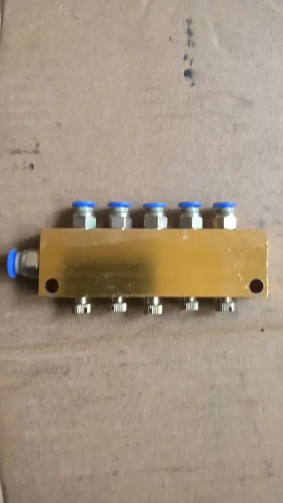 Oil distributor and Manifold